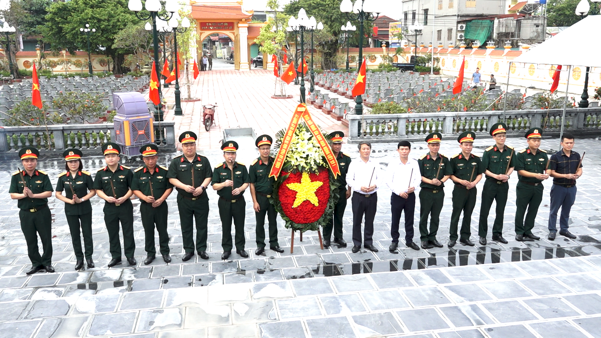 Hoạt động nhân kỉ niệm 78 năm ngày thương binh liệt sĩ 27/7/1947 - 27/7/2025